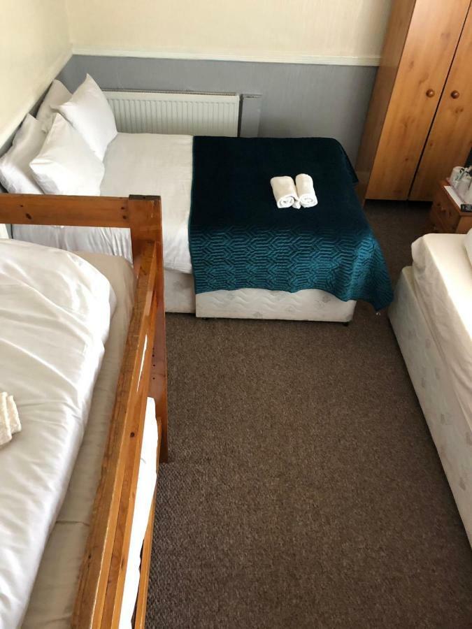 Bed & Breakfast Coastal Roomz Blackpool