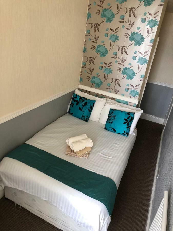 Bed & Breakfast Coastal Roomz Blackpool