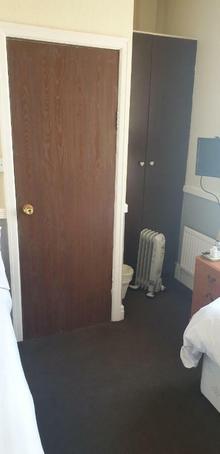 Coastal Roomz Bed & Breakfast 2*