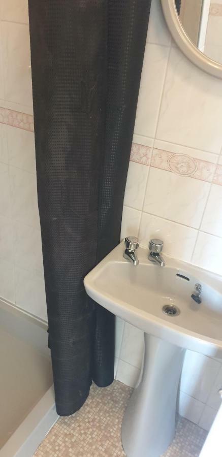 Coastal Roomz Bed & Breakfast 2*
