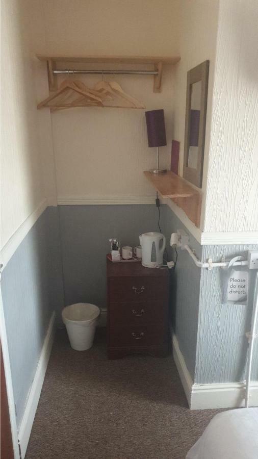 Coastal Roomz Bed & Breakfast